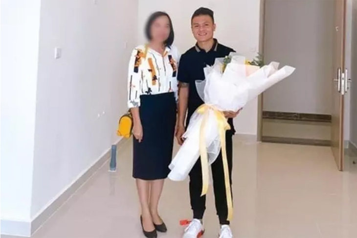 Tài sản sau khi về chung nhà của Quang Hải và vợ hotgirl 'khủng' ra sao?- Ảnh 2. Tài sản sau khi về chung nhà của Quang Hải và vợ hotgirl 'khủng' ra sao?- Ảnh 2.