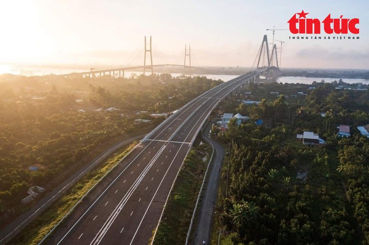 Ngắm 4 công trình sân bay, cầu, cao tốc trọng điểm khánh thành hôm nay- Ảnh 17.