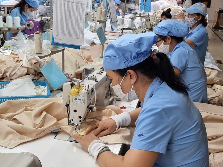 Doanh nghiệp cố gắng duy trì thưởng Tết như mọi năm- Ảnh 1.
