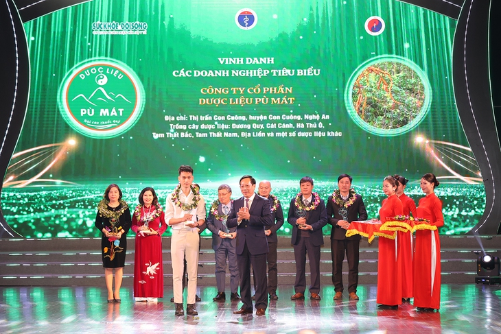 Đồng hành cùng nông dân trồng và phát triển dược liệu giúp xóa đói giảm nghèo, vươn lên làm giàu- Ảnh 1.