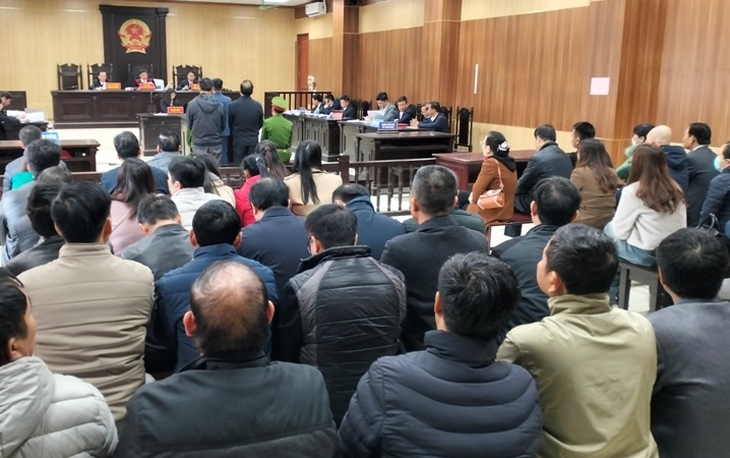 Thanh Hóa: Tòa trả hồ sơ xét xử vụ nguyên Chủ tịch huyện cùng đồng phạm- Ảnh 1. Thanh Hóa: Tòa trả hồ sơ xét xử vụ nguyên Chủ tịch huyện cùng đồng phạm- Ảnh 1.