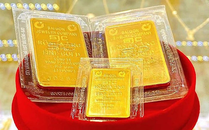 Giá vàng hôm nay ngày 26/12 tăng vùn vụt phá đỉnh 80 triệu