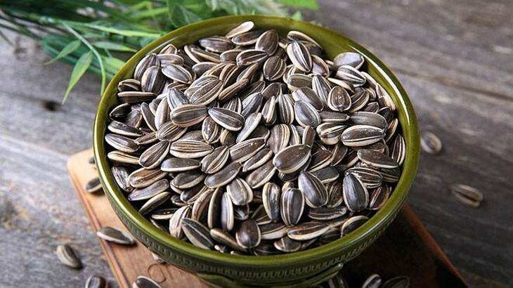 Lợi ích ít người biết của hạt hướng dương với sức khỏe- Ảnh 3.