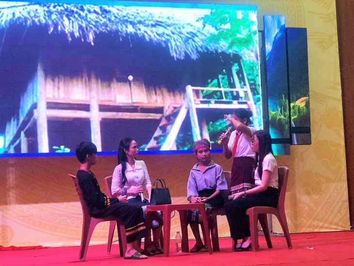 Đưa vấn đề tảo hôn và hôn nhân cận huyết thống đến với học sinh DTTS Minh Hóa, Quảng Bình- Ảnh 2.