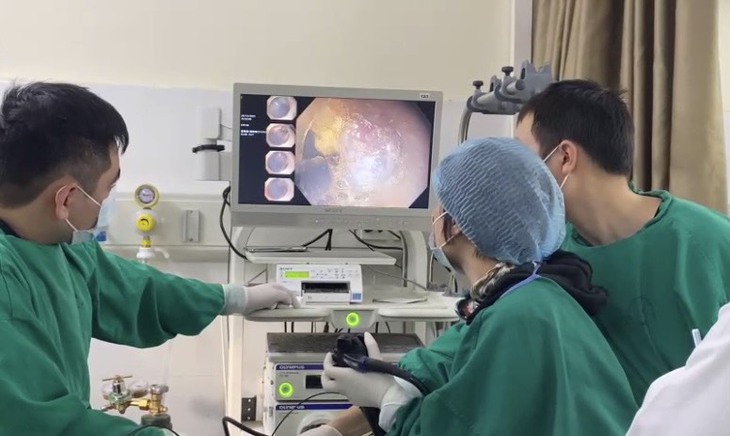 Nội soi cắt tách niêm mạc - phương pháp hiệu quả điều trị ung thư dạ dày sớm  - Ảnh 1.