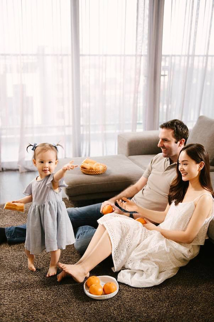 Hôn nhân đời thực của diễn viên VFC: Lan Phương hạnh phúc vì được ông xã thấu hiểu, mẹ chồng yêu thương- Ảnh 3. Hôn nhân đời thực của diễn viên VFC: Lan Phương hạnh phúc vì được ông xã thấu hiểu, mẹ chồng yêu thương- Ảnh 3.