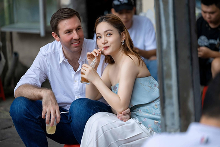 Hôn nhân đời thực của diễn viên VFC: Lan Phương hạnh phúc vì được ông xã thấu hiểu, mẹ chồng yêu thương- Ảnh 7. Hôn nhân đời thực của diễn viên VFC: Lan Phương hạnh phúc vì được ông xã thấu hiểu, mẹ chồng yêu thương- Ảnh 7.