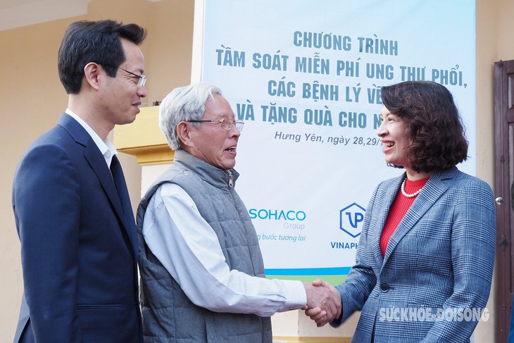 Báo Sức khoẻ & Đời sống kết nối, tổ chức tầm soát ung thư phổi miễn phí tại Hưng Yên- Ảnh 1.