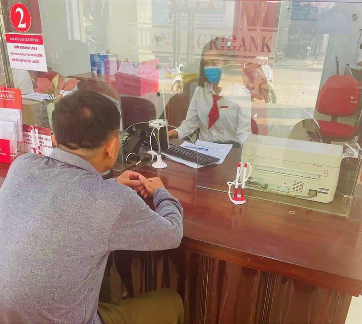 Ngân hàng phát hiện, ngăn chặn hàng chục vụ lừa đảo chiếm đoạt tài sản- Ảnh 2.