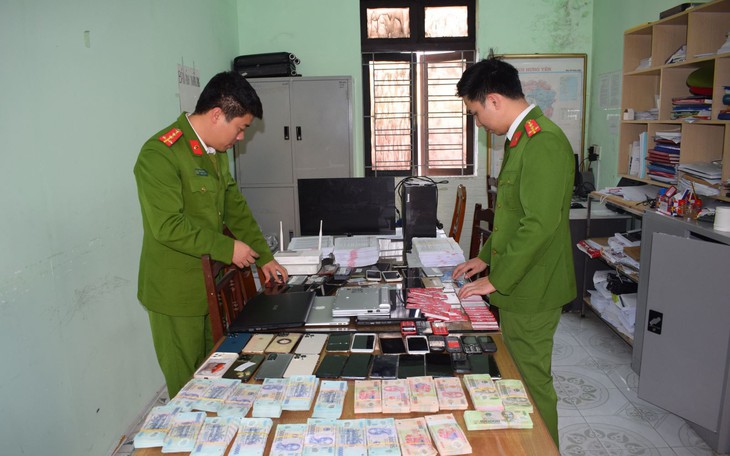 Triệt phá đường dây lừa đảo, đánh bạc qua mạng quy mô hơn 6.000 tỷ đồng