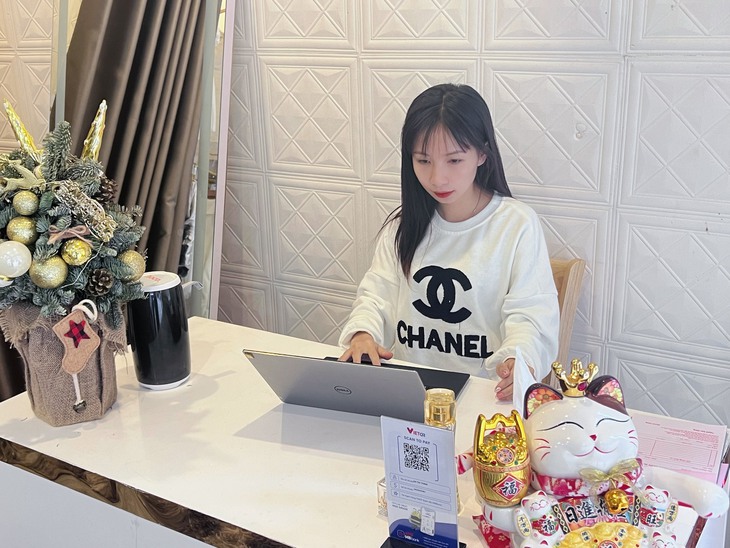 Giới trẻ Thủ đô đón Tết 'Tây' thế nào?- Ảnh 1.