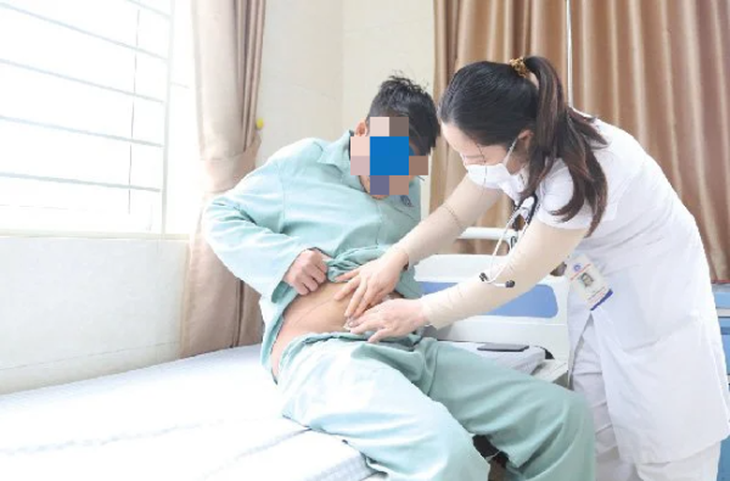 Tưởng viêm đường tiết niệu, sốc nặng khi bác sĩ kết luận ung thư tuyến tiền liệt- Ảnh 1. Tưởng viêm đường tiết niệu, sốc nặng khi bác sĩ kết luận ung thư tuyến tiền liệt- Ảnh 1.