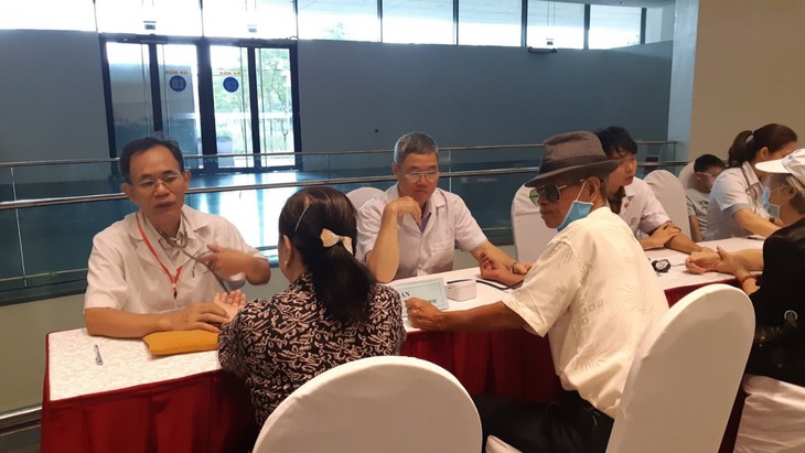 Khám bệnh trào ngược dạ dày miễn phí bằng phương pháp Đông y- Ảnh 2.
