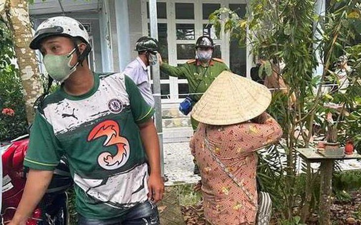 Hai vợ chồng và con gái đang mang thai tử vong bất thường ở Cà Mau