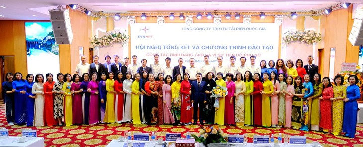 EVNNPT tổ chức thành công Hội nghị tổng kết và chương trình đào tạo công tác bình đẳng giới và Vì sự tiến bộ phụ nữ giai đoạn 2018 - 2023- Ảnh 13. EVNNPT tổ chức thành công Hội nghị tổng kết và chương trình đào tạo công tác bình đẳng giới và Vì sự tiến bộ phụ nữ giai đoạn 2018 - 2023- Ảnh 13.