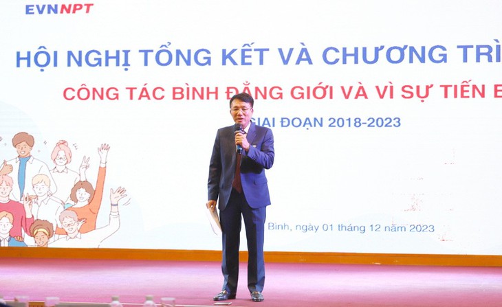 EVNNPT tổ chức thành công Hội nghị tổng kết và chương trình đào tạo công tác bình đẳng giới và Vì sự tiến bộ phụ nữ giai đoạn 2018 - 2023- Ảnh 5. EVNNPT tổ chức thành công Hội nghị tổng kết và chương trình đào tạo công tác bình đẳng giới và Vì sự tiến bộ phụ nữ giai đoạn 2018 - 2023- Ảnh 5.