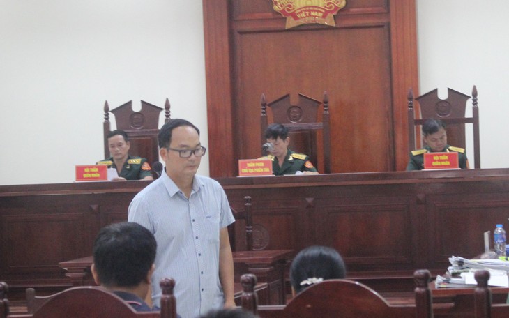 Cựu quân nhân gây tai nạn làm chết nữ sinh bị tuyên 14 tháng tù
