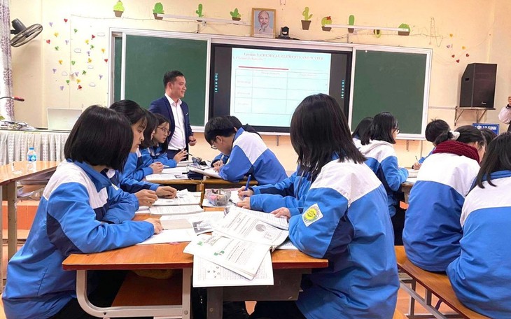 Học sinh "ngóng" đề minh họa thi tốt nghiệp THPT 2025