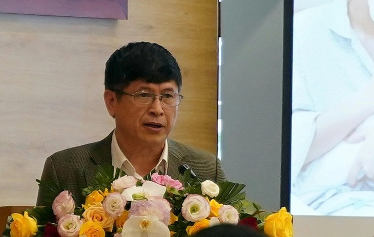 Vì sao chuyên gia đề xuất BHYT chi trả cho sữa mẹ hiến tặng thanh trùng?
- Ảnh 1. Vì sao chuyên gia đề xuất BHYT chi trả cho sữa mẹ hiến tặng thanh trùng?
- Ảnh 1.