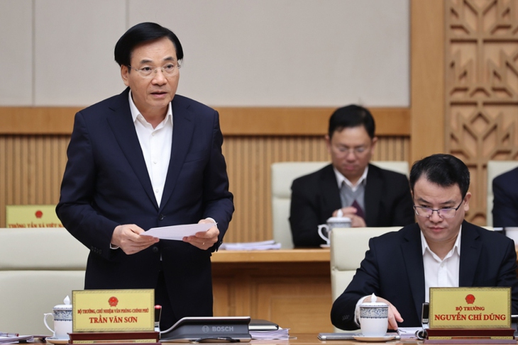 Đề ra các nhiệm vụ, giải pháp cho năm 2024 phải trọng tâm, trọng điểm và khả thi- Ảnh 3. Đề ra các nhiệm vụ, giải pháp cho năm 2024 phải trọng tâm, trọng điểm và khả thi- Ảnh 3.