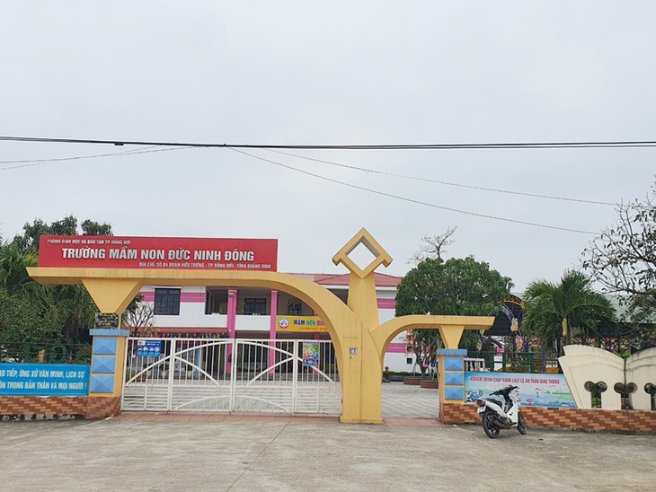 Nhiều lãnh đạo nhà trường bị kỷ luật, có người do đăng tải nội dung đồi trụy lên mạng xã hội- Ảnh 1.