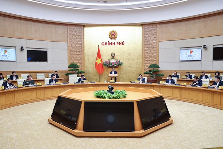 Đề ra các nhiệm vụ, giải pháp cho năm 2024 phải trọng tâm, trọng điểm và khả thi- Ảnh 2. Đề ra các nhiệm vụ, giải pháp cho năm 2024 phải trọng tâm, trọng điểm và khả thi- Ảnh 2.