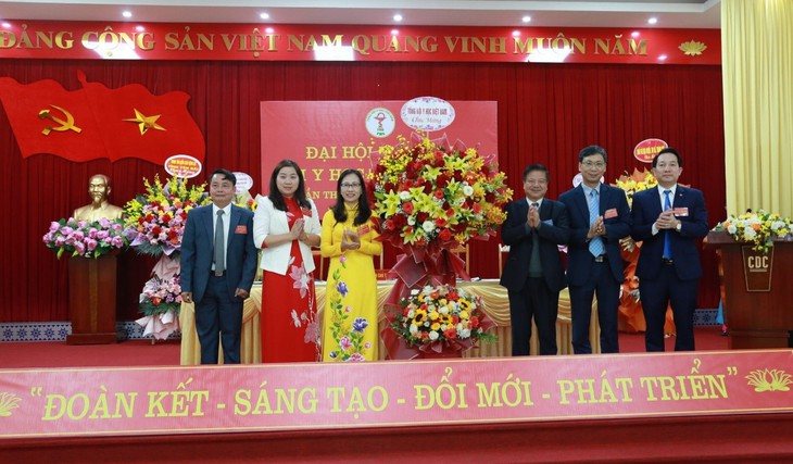 Hợp nhất 3 hội nghề nghiệp thành Hội Y học tỉnh Yên Bái- Ảnh 2.