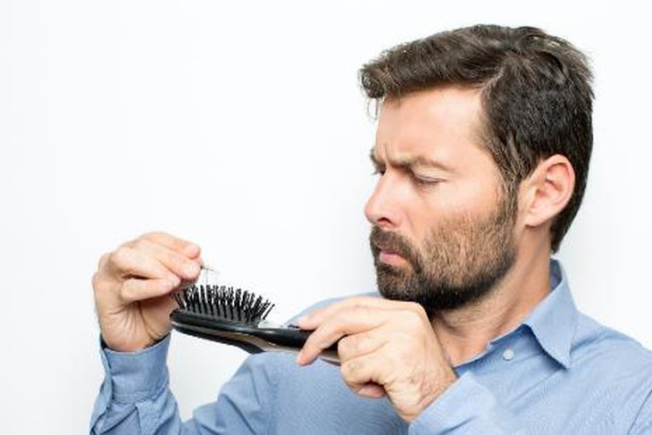Thủ dâm có gây rụng tóc không?- Ảnh 1. Thủ dâm có gây rụng tóc không?- Ảnh 1.
