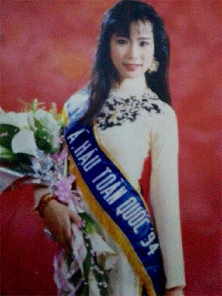 Đời thực tuổi U50 của Á hậu Việt Nam đầu tiên đạt danh hiệu NSND: Chồng đại gia yêu chiều, con cái xinh đẹp- Ảnh 1. Đời thực tuổi U50 của Á hậu Việt Nam đầu tiên đạt danh hiệu NSND: Chồng đại gia yêu chiều, con cái xinh đẹp- Ảnh 1.