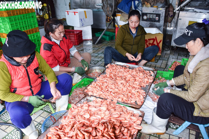 Những làng nghề truyền thống ở Nghệ An “chạy đua” vào vụ Tết- Ảnh 1.