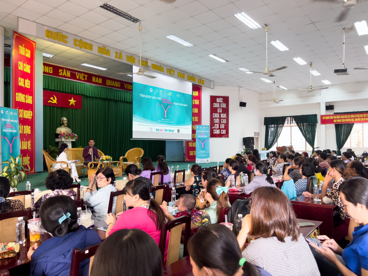 Tầm soát ung thư cổ tử cung ngay hôm nay cùng chiến dịch "Để Cổ nói" và Hội Liên hiệp Phụ nữ các địa phương- Ảnh 3. Tầm soát ung thư cổ tử cung ngay hôm nay cùng chiến dịch "Để Cổ nói" và Hội Liên hiệp Phụ nữ các địa phương- Ảnh 3.