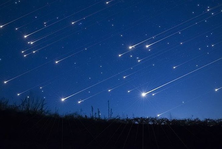 Mưa sao băng Geminids đạt cực đại vào lúc nào?- Ảnh 2.
