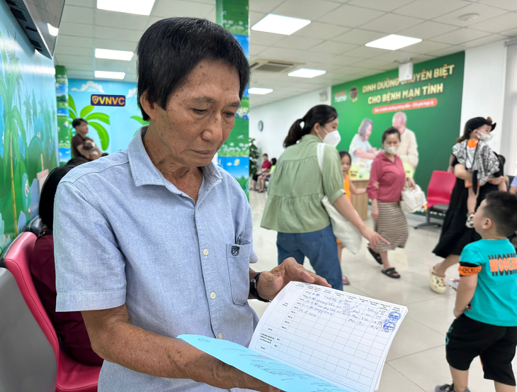 Tăng ca bệnh hô hấp vào cuối năm, đâu là nguyên nhân?- Ảnh 2.