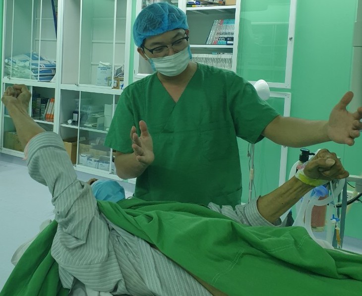Bệnh viện Đa khoa Trung ương Cần Thơ đạt chứng nhận chất lượng vàng trong điều trị đột quỵ - Ảnh 1.