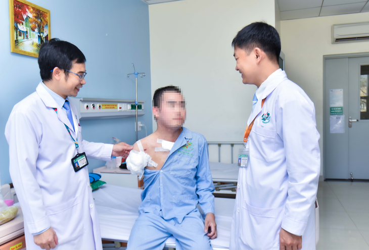 Cứu sống nam thanh niên bị viêm mô tế bào nặng - Ảnh 2.