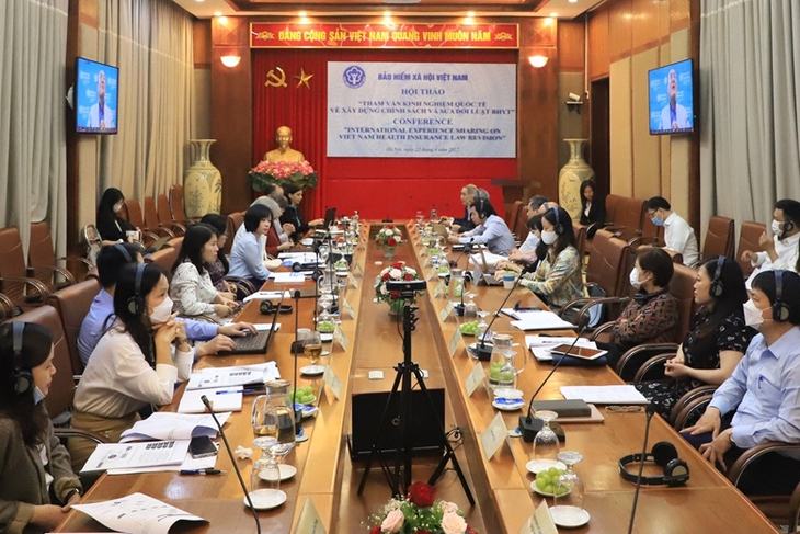 Tham vấn kinh nghiệm quốc tế về xây dựng chính sách và sửa đổi luật BHYT
- Ảnh 1. Tham vấn kinh nghiệm quốc tế về xây dựng chính sách và sửa đổi luật BHYT
- Ảnh 1.