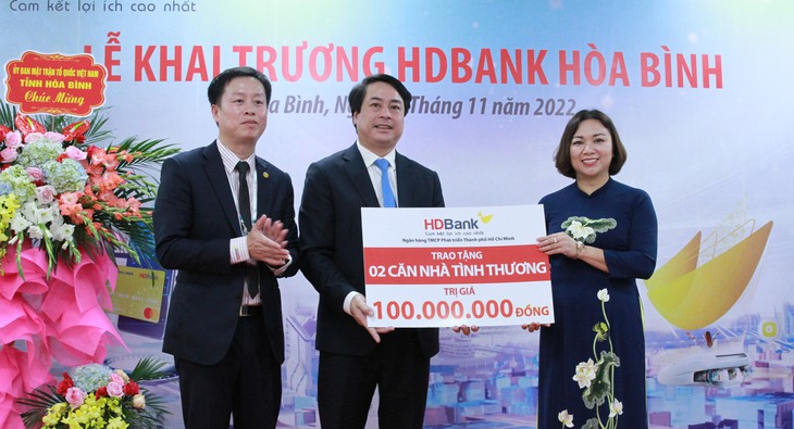 Ngân hàng mở rộng mạng lưới, tăng sức bật cho kinh tế địa phương - Ảnh 3.
