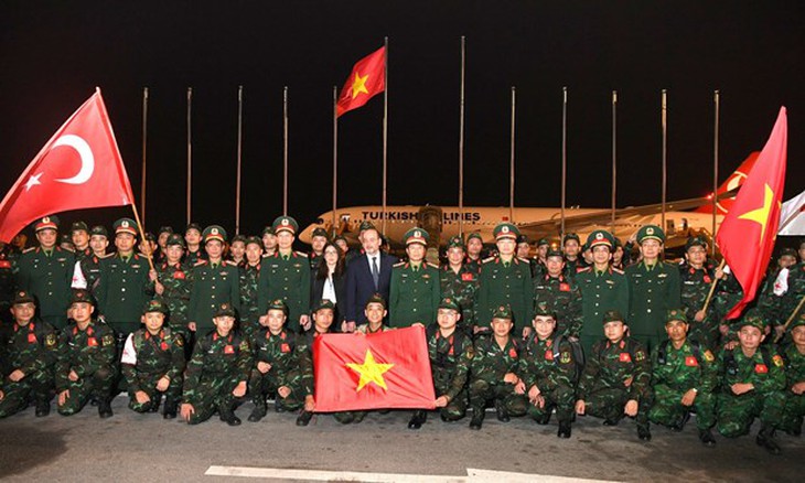 Tổng Tham mưu trưởng tiễn 76 quân nhân Việt Nam tới Thổ Nhĩ Kỳ - Ảnh 1.