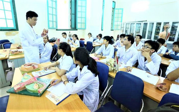 Lãnh đạo các trường đại học Y Dược chia sẻ lý do chưa tổ chức kỳ thi riêng