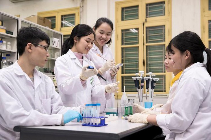 Lãnh đạo các trường đại học Y Dược chia sẻ lý do chưa tổ chức kỳ thi riêng - Ảnh 2.