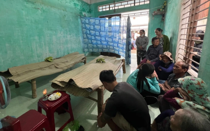 Tột cùng nỗi đau của đàn ông cùng lúc mất cả vợ và con trong vụ tai nạn 8 người chết ở Quảng Nam