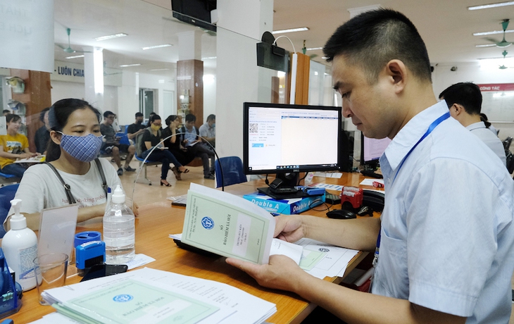 Những điểm mới về rút BHXH một lần năm 2023, người lao động cần biết - Ảnh 1. Những điểm mới về rút BHXH một lần năm 2023, người lao động cần biết - Ảnh 1.