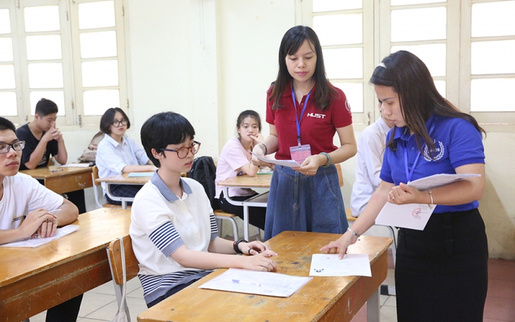 Thí sinh tham dự nhiều kỳ thi riêng để xét tuyển đại học: Lợi hay hại?