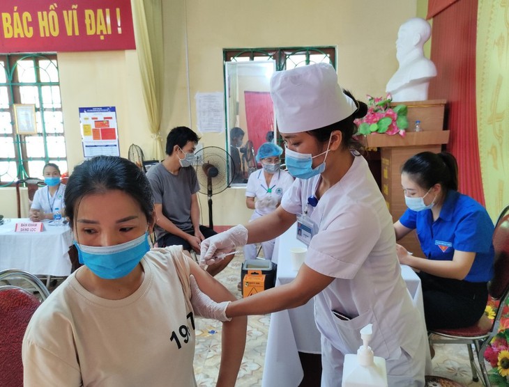 Sáng 27/2: Đã 58 ngày Việt Nam không có ca tử vong do COVID-19; UBND TP HCM chỉ đạo khẩn ngăn nguy cơ lây lan cúm cúm A (H5N1)
- Ảnh 1. Sáng 27/2: Đã 58 ngày Việt Nam không có ca tử vong do COVID-19; UBND TP HCM chỉ đạo khẩn ngăn nguy cơ lây lan cúm cúm A (H5N1)
- Ảnh 1.