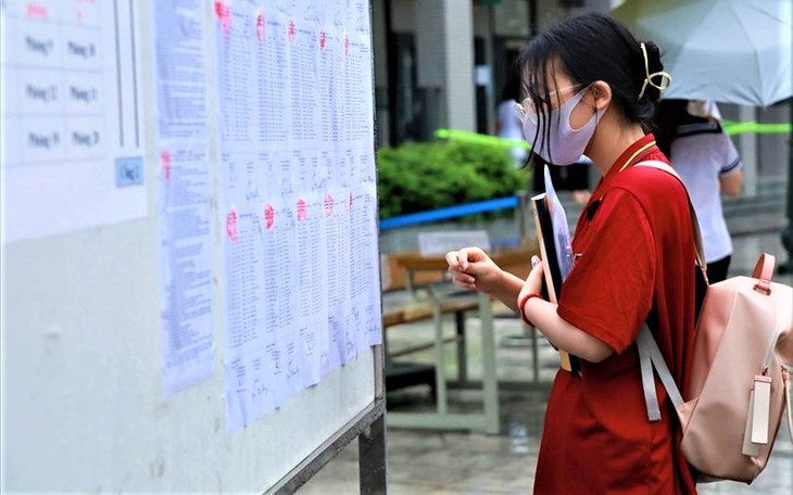 Kỳ thi tốt nghiệp THPT có nên chuyển về cho các địa phương tổ chức?