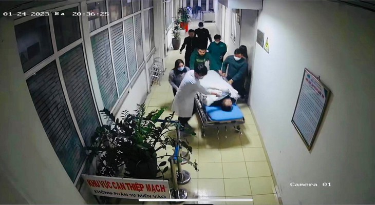 Cứu sống bệnh nhân 5 lần ngưng tim, ngưng thở - Ảnh 1.