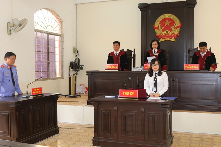 Những chính sách mới về nhân sự và việc làm có hiệu lực từ tháng 2/2023 - Ảnh 1.