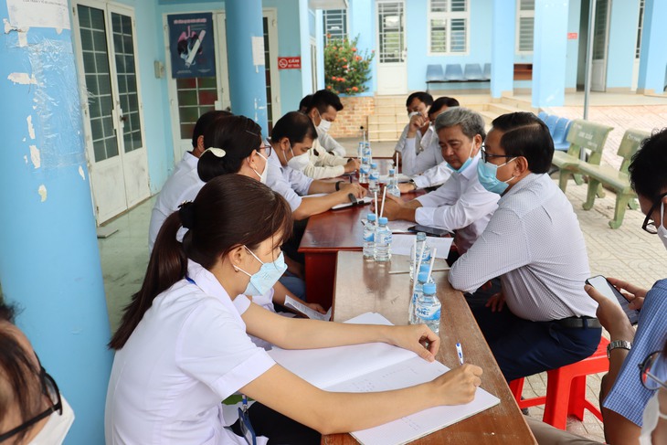 Tăng cường kiểm soát dịch bệnh tại cửa khẩu, tránh dịch chồng dịch - Ảnh 4.
