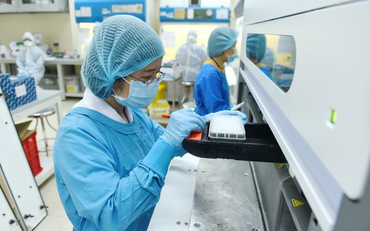 Bộ Y tế nói gì về kiến nghị 'nuôi cấy virus SARS-CoV-2 trong phòng xét nghiệm an toàn sinh học của TP.HCM'?