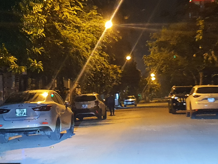 Quảng Ninh: Tạm giữ nguyên giám đốc CATP Hải Phòng Đỗ Hữu Ca về hành vi lừa đảo chiếm đoạt tài sản - Ảnh 1.